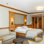 Gruenauerhof Hotel 4*