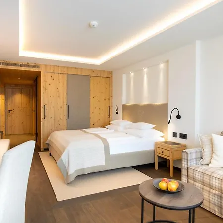 グリュナウアーホフ ホテル