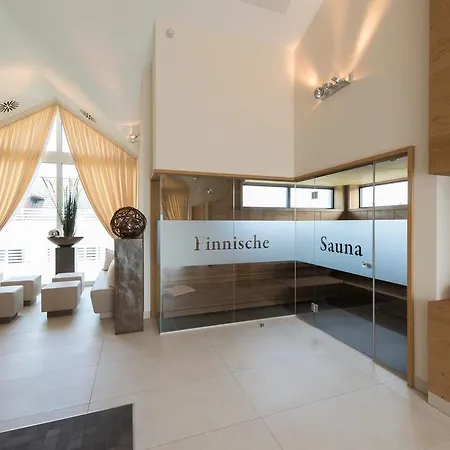 Gruenauerhof Hotel 4*