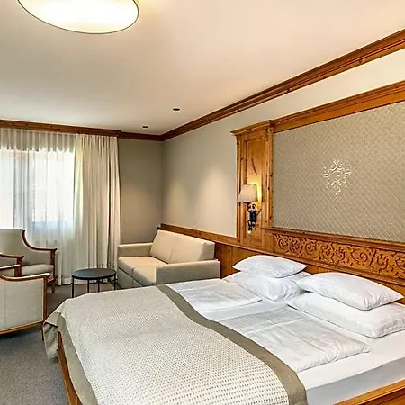Hotel Gruenauerhof 4*
