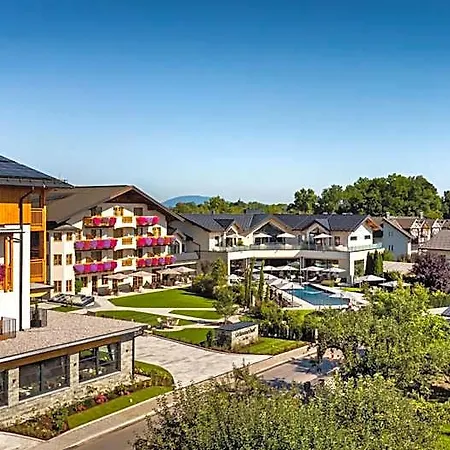 Отель Gruenauerhof 4*